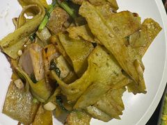 -黄泥岗·地道湖北菜(奥特莱斯店)