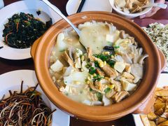 -郑庄脂渣海鲜楼(九水路店)