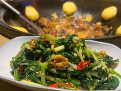-万里闯关东铁锅炖菜馆(高新旗舰店)