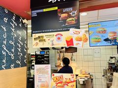 -麦当劳(杨高南路店)