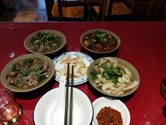 -谢老五跷脚牛肉·非遗传承店