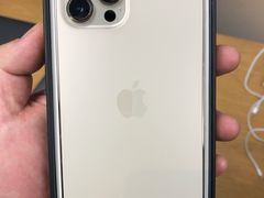 -Apple零售店(华贸购物中心店)