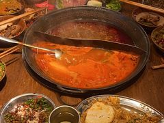 -萍姐火锅·公路夜市(武汉首店)