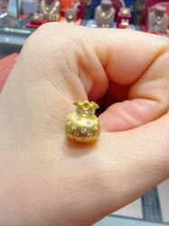 -周生生Chow Sang Sang(恒隆广场店)