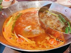 -由衷贵州酸汤牛肉火锅(新桥店)