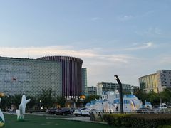 -红星美凯龙国际家居博览中心至尊mall停车场