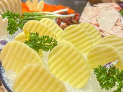 -旧街市鲜货老火锅(大光路店)