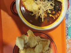-丽丽三鲜螺蛳粉(田林路店)