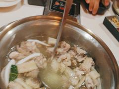 -喃喃椰·糟粕醋·椰子鸡火锅(七堡花园店)