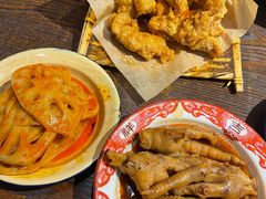 -爆炸头阿姨小四川正宗川味小吃(无任何分店)