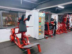 -坚果健身24小时工作室(定西路店)