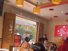-阿婆情腊排骨火锅(金虹路店)