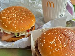 -麦当劳(安陆东大时代店)