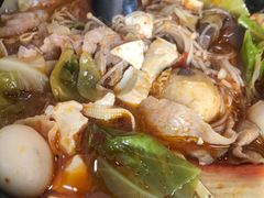 -张妈台式锅烧(深大店)