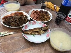 -蓝精灵饺子店