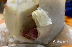 Donkey Meat and Stewed Vermicelli Wrapped in Flatbread