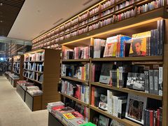 -茑屋书店(天目里店)