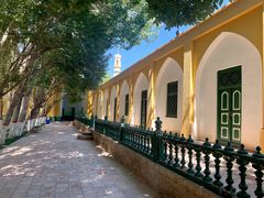 -艾提尕尔清真寺