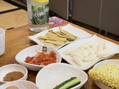 -喇喇排骨火锅·传统韩式脊骨汤(望京西园总店)