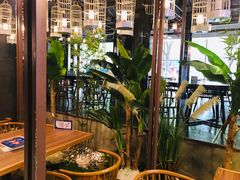 -阿瓦山寨·湘菜现炒·剁椒鱼头王(咸阳总店)