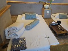 -云中漫步·足疗养生会馆(金开店)