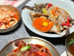 -草家酱蟹炭火烤肉店(珲春南路二店)