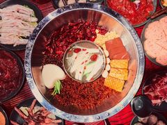 -谭鸭血老火锅(远大购物广场店)