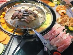 -哈哈碳都·牛肋条无限自助烤肉(宝龙店)