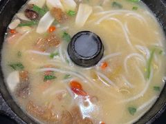 -飞虎过桥米线(翠湖店)