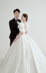 -角色婚纱摄影(中心店)
