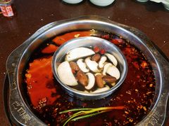 -巴倒烫陆派火锅山庄(南山总店)