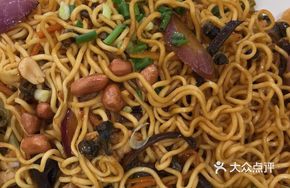 Special Stir-Fried Snail Noodles