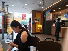 -麦当劳(百联西郊购物中心店)