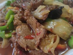 -歹歹的加个面过油肉拌面