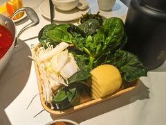 -左庭右院鲜牛肉火锅(松江万达店)