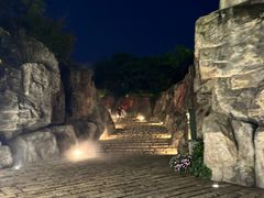 -茅山东方盐湖城景区