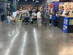 -迪卡侬(金龙湖店)