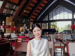 -三亚湾海居铂尔曼度假酒店