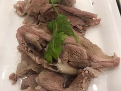 手抓羊肉-飞天大厦清真餐厅