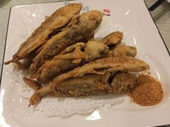 干炸黄花鱼-黄家饺子东北特色菜馆(湖滨商业街店)