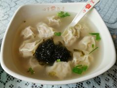 虾仁馄饨-四宜糕团店(南大街店)