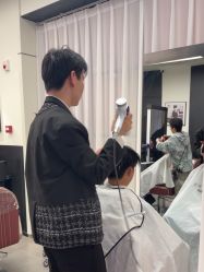 -侨治发型