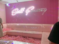 -范特西FANTASY量贩式KTV(民主广场店)