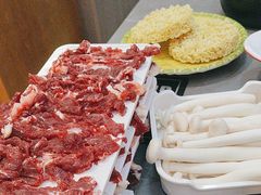 -官塘陈记鱼生·潮汕砂锅粥·牛肉火锅(潮枫路总店)