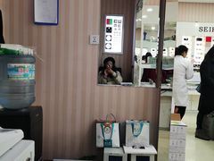 -罗创丹阳眼镜(童卫路店)