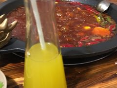-黄潇洒老火锅(九眼桥宏济巷店)