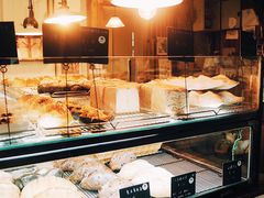 面包甜点陈列柜-仙峰天然面包(迎宾路店)