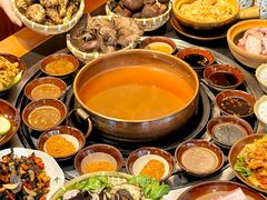 -阿山卓·野生菌火锅·纳西火塘烤肉