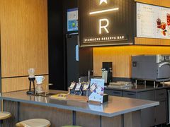 -星巴克臻选(上海长风大悦城店)