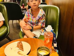 -星巴克臻选(天津恒隆广场旗舰店)